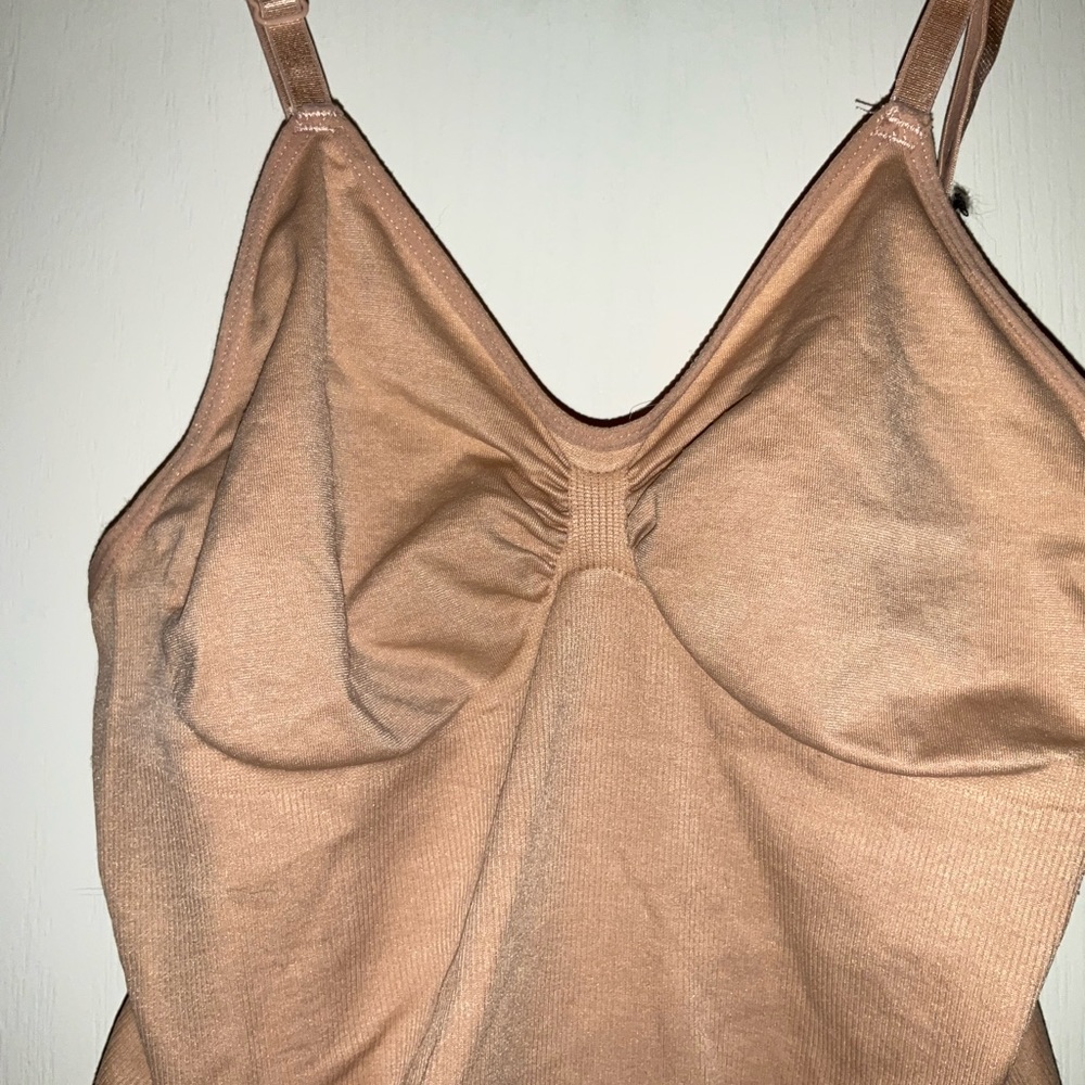 Shapewear - Picture 2 of 5
